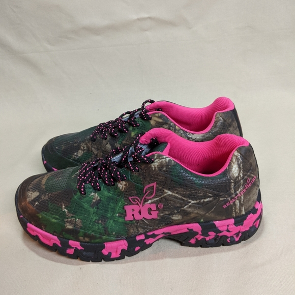 pink realtree shoes